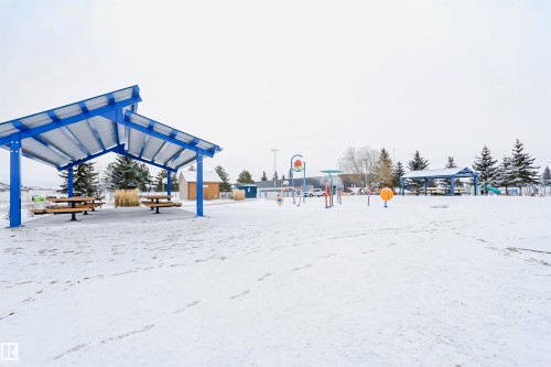 10105 105 Street, Morinville, AB - Outdoor