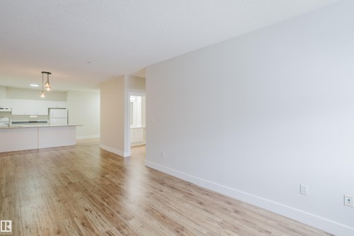 506 9919 105 Street, Edmonton, AB - Indoor Photo Showing Kitchen