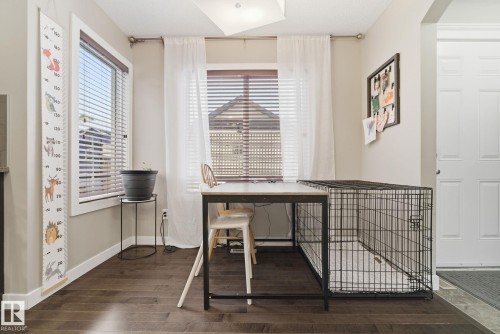 1711 56 Street Sw, Edmonton, AB - Indoor Photo Showing Other Room