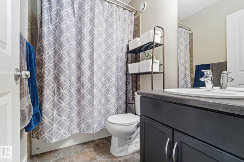 1711 56 Street Sw, Edmonton, AB - Indoor Photo Showing Bathroom