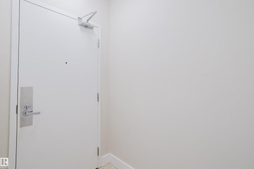 407 9919 105 Street, Edmonton, AB - Indoor