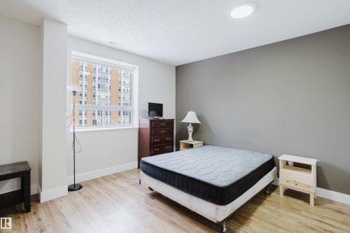 407 9919 105 Street, Edmonton, AB - Indoor Photo Showing Bedroom