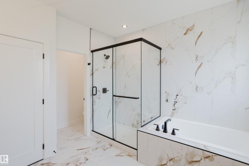 2512 213 Street, Edmonton, AB - Indoor Photo Showing Other Room