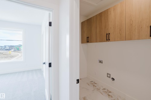 2512 213 Street, Edmonton, AB - Indoor Photo Showing Other Room