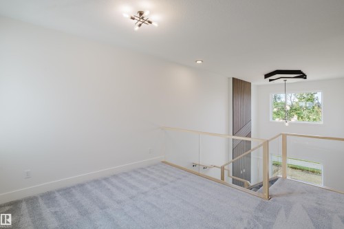 2512 213 Street, Edmonton, AB - Indoor Photo Showing Other Room