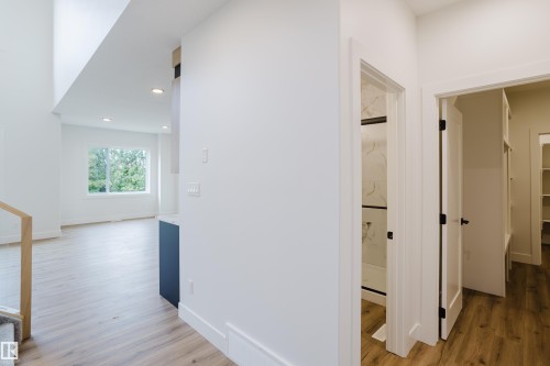 2512 213 Street, Edmonton, AB - Indoor Photo Showing Other Room
