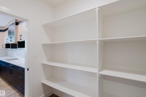 2512 213 Street, Edmonton, AB - Indoor With Storage