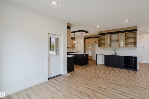 2512 213 Street, Edmonton, AB - Indoor Photo Showing Kitchen