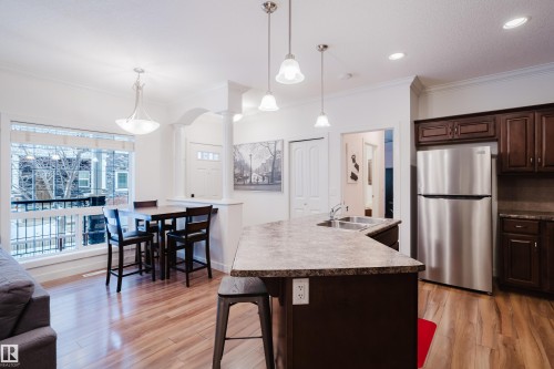 98 7293 South Terwillegar Drive, Edmonton, AB - Indoor