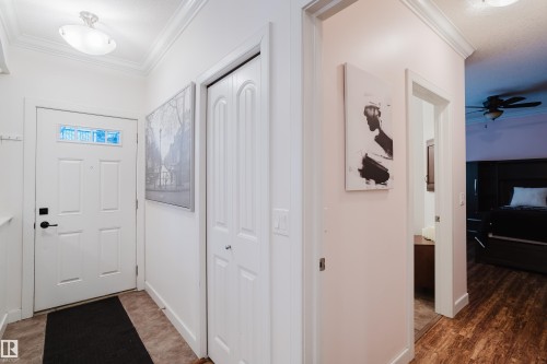 98 7293 South Terwillegar Drive, Edmonton, AB - Indoor Photo Showing Other Room