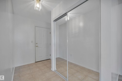 419 6703 172 Street, Edmonton, AB - Indoor Photo Showing Other Room