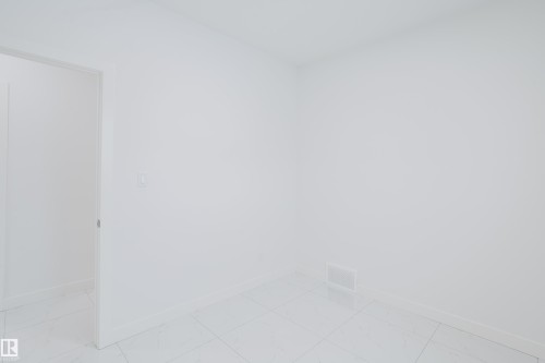 942 18 Avenue, Edmonton, AB - 