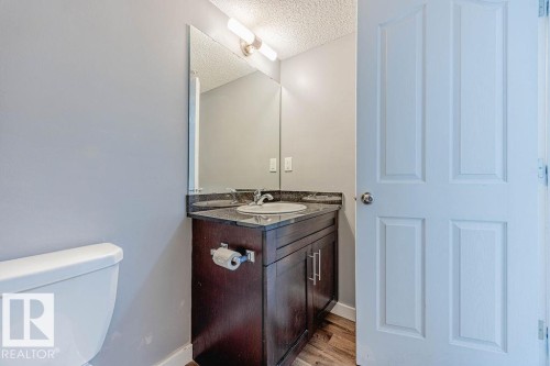 219 530 Watt Boulevard, Edmonton, AB - Indoor Photo Showing Bathroom
