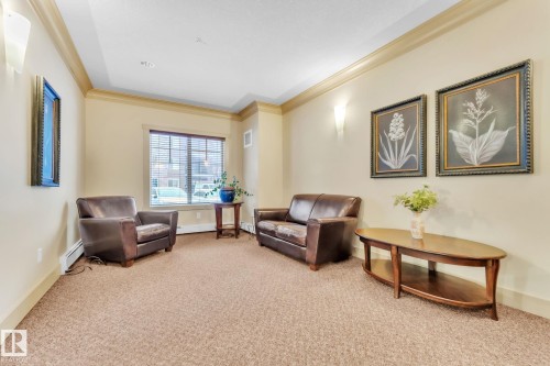 407 17407 99 Avenue, Edmonton, AB - Indoor Photo Showing Other Room