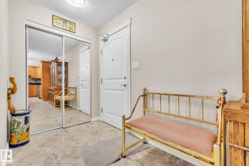 407 17407 99 Avenue, Edmonton, AB - Indoor Photo Showing Other Room