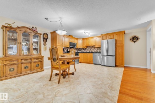 407 17407 99 Avenue, Edmonton, AB - Indoor Photo Showing Kitchen