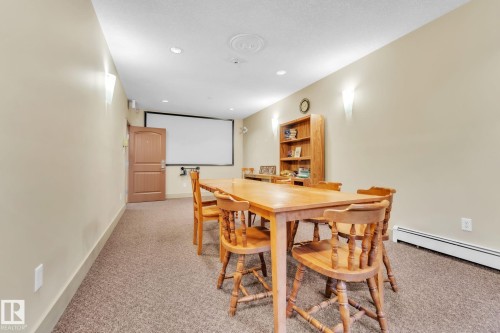 407 17407 99 Avenue, Edmonton, AB - Indoor Photo Showing Dining Room