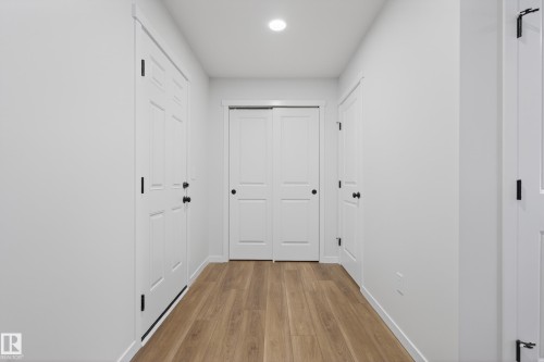 93 Rosewood Way, St. Albert, AB - Indoor Photo Showing Other Room