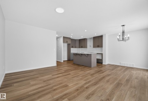 93 Rosewood Way, St. Albert, AB - Indoor Photo Showing Kitchen