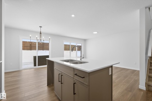 93 Rosewood Way, St. Albert, AB - Indoor Photo Showing Kitchen With Double Sink