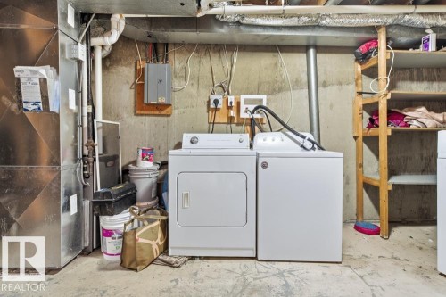 196 Roseland Village, Edmonton, AB - Indoor Photo Showing Laundry Room