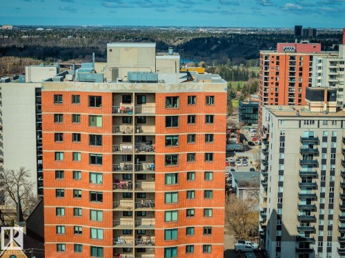 1702 9916 113 Street, Edmonton, AB -  With Facade