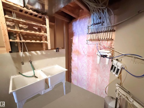 2A 1319 Twp Rd 510, Rural Parkland County, AB - Indoor