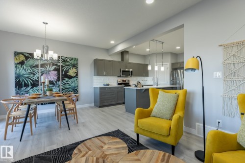 307 27 Street, Edmonton, AB - Indoor