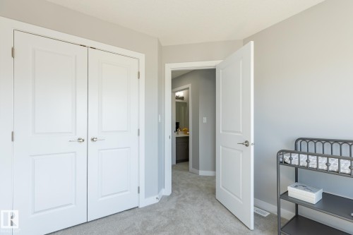 307 27 Street, Edmonton, AB - Indoor