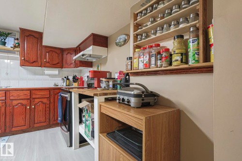 4032 77 Street, Edmonton, AB - Indoor Photo Showing Other Room