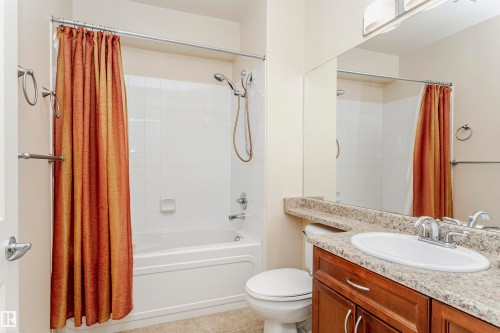 14 7510 89 Street, Edmonton, AB - Indoor Photo Showing Bathroom