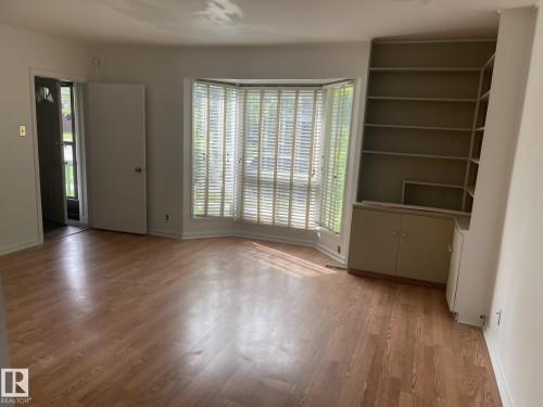 12202 105 Street, Edmonton, AB - Indoor Photo Showing Other Room