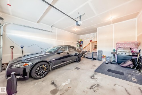 520 Bluff Lane, Leduc, AB - Indoor Photo Showing Garage