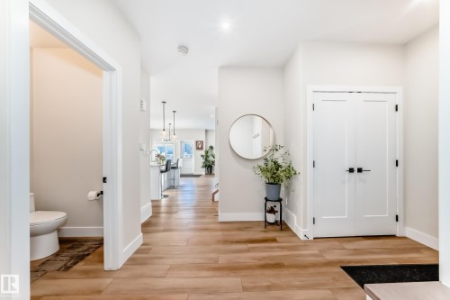 520 Bluff Lane, Leduc, AB - Indoor Photo Showing Other Room