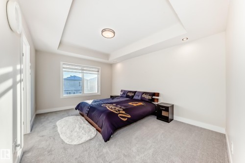 520 Bluff Lane, Leduc, AB - Indoor Photo Showing Bedroom