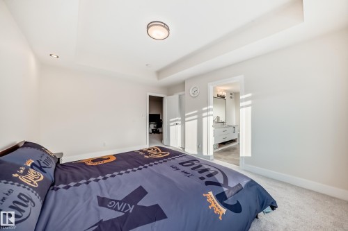 520 Bluff Lane, Leduc, AB - Indoor Photo Showing Bedroom