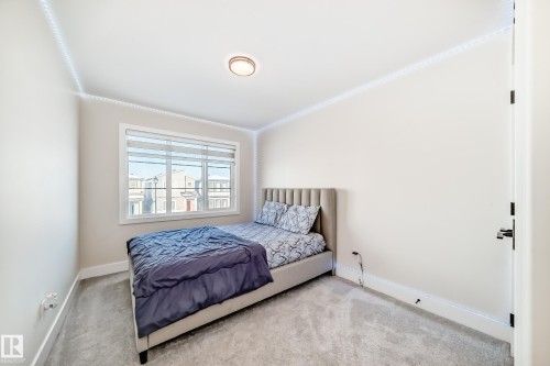 520 Bluff Lane, Leduc, AB - Indoor Photo Showing Bedroom