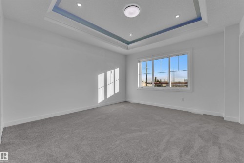 9652 63 Ave, Edmonton, AB - Indoor Photo Showing Other Room