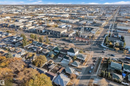 9652 63 Ave, Edmonton, AB - Outdoor With View
