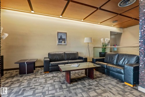 1904 10883 Saskatchewan Drive, Edmonton, AB - Indoor