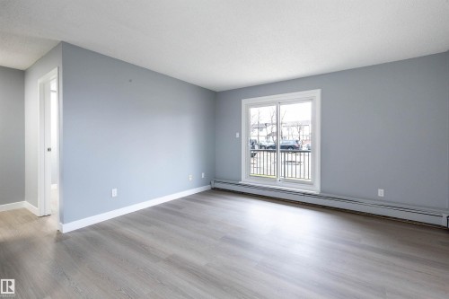 119 600 Kirkness Road, Edmonton, AB - Indoor Photo Showing Other Room