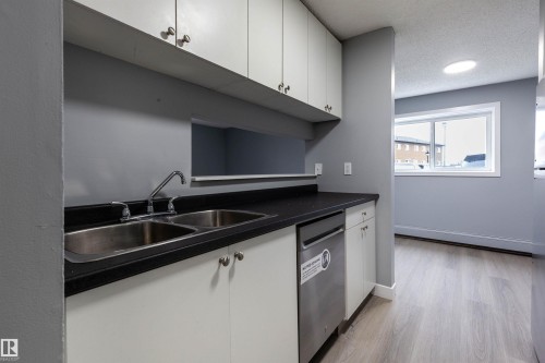119 600 Kirkness Road, Edmonton, AB - Indoor Photo Showing Kitchen With Double Sink