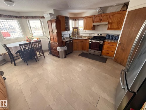 10644 155 Street, Edmonton, AB - Indoor Photo Showing Other Room