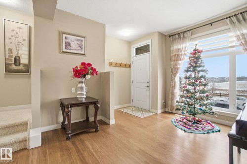 1633 Cunningham Way, Edmonton, AB - Indoor