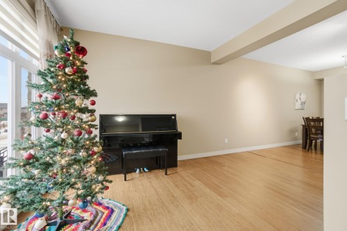 1633 Cunningham Way, Edmonton, AB - Indoor Photo Showing Other Room