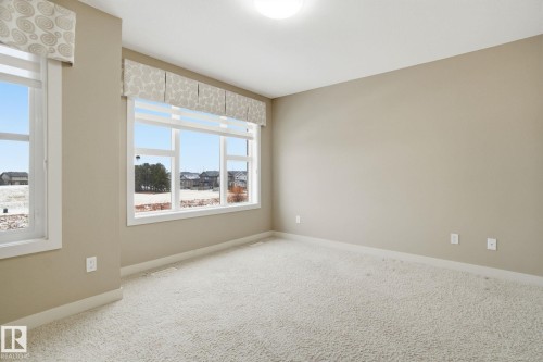 1633 Cunningham Way, Edmonton, AB - Indoor Photo Showing Other Room