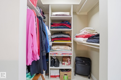 1633 Cunningham Way, Edmonton, AB - Indoor With Storage