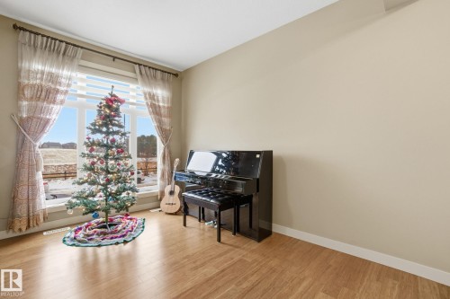 1633 Cunningham Way, Edmonton, AB - Indoor