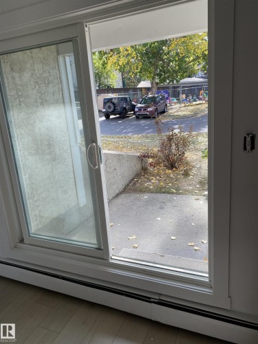 6 11245 31 Avenue, Edmonton, AB - Indoor Photo Showing Other Room