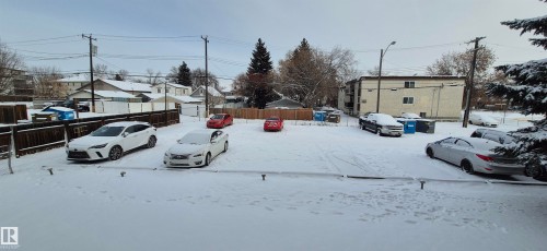201 11907 81 Street, Edmonton, AB - Outdoor